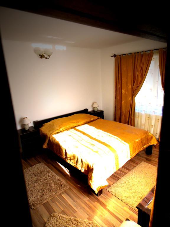 Casa Olteanu Pension Moieciu de Jos Habitación foto