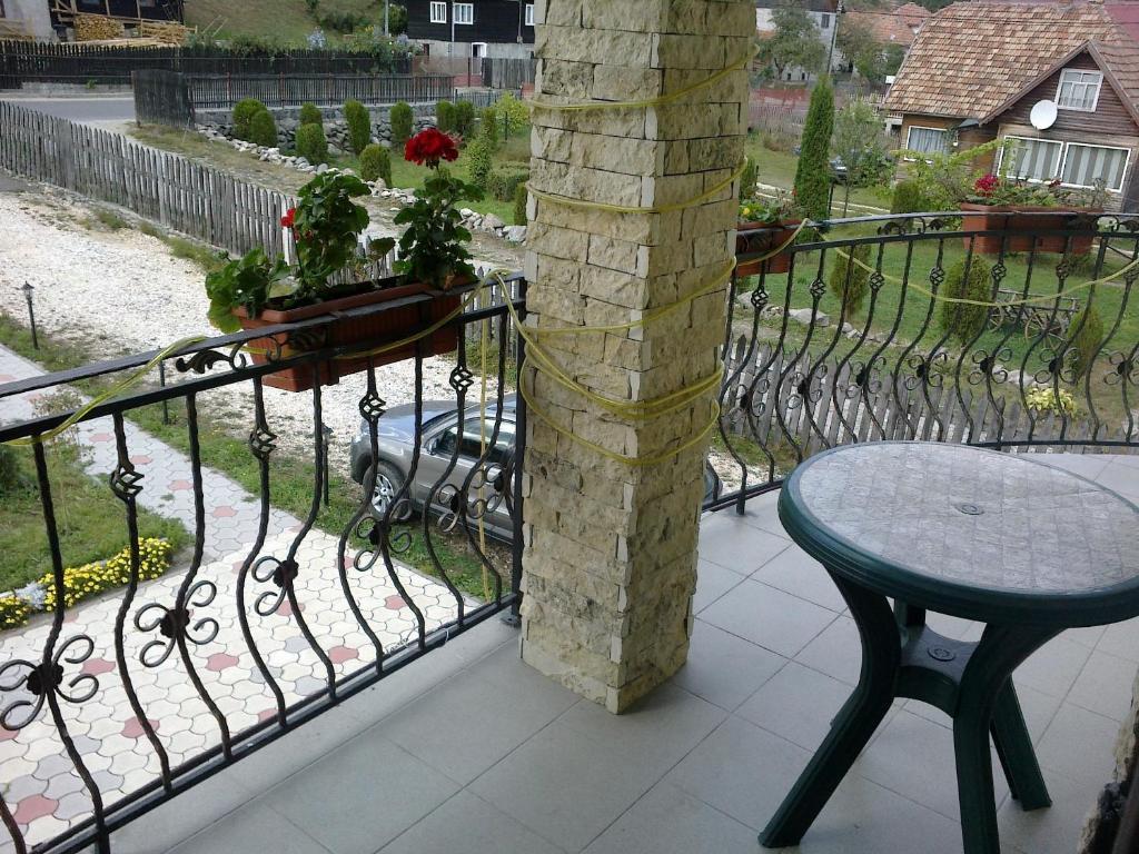 Casa Olteanu Pension Moieciu de Jos Habitación foto